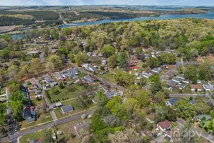 196 Spruce St, Badin, NC 28009 - Photo 40