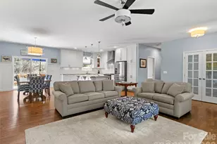 290 Sweetwater Hills Dr, Hendersonville, NC 28791 - Photo 10