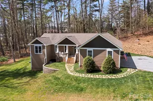 290 Sweetwater Hills Dr, Hendersonville, NC 28791 - Photo 4