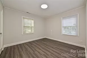 301 Seldon Dr, Charlotte, NC 28216 - Photo 16