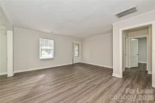 301 Seldon Dr, Charlotte, NC 28216 - Photo 6