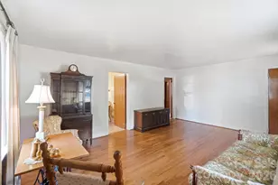 4728 Grasset Ave, Charlotte, NC 28269 - Photo 8