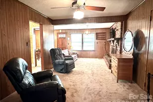 4728 Grasset Ave, Charlotte, NC 28269 - Photo 18