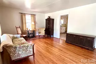 4728 Grasset Ave, Charlotte, NC 28269 - Photo 8