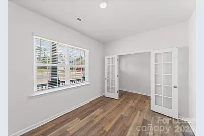 204 Calvin Creek Drive, Troutman, NC 28166 - Photo 8