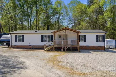 605 Ridgewood Court, Mount Holly, NC 28120 - Photo 1