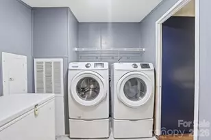 605 Ridgewood Ct, Mount Holly, NC 28120 - Photo 22