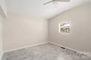 605 Ridgewood Ct, Mount Holly, NC 28120 - Photo 18