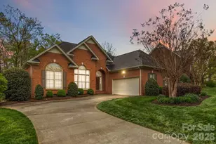 1443 Porch Swing Ln, Matthews, NC 28104 - Photo 1