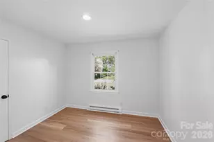 5906 Whitingham Dr, Charlotte, NC 28215 - Photo 26