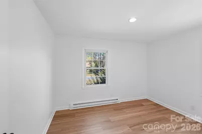 5906 Whitingham Drive, Charlotte, NC 28215 - Photo 22