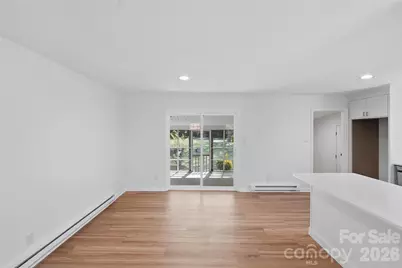 5906 Whitingham Drive, Charlotte, NC 28215 - Photo 10