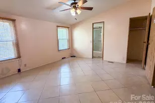 2746 Orangewood Ln, Newton, NC 28658 - Photo 20