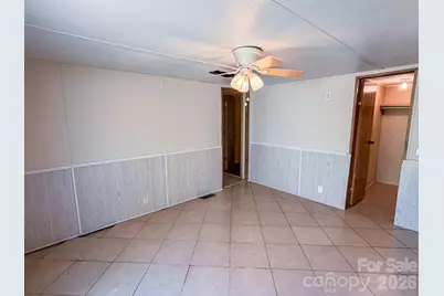 2746 Orangewood Lane, Newton, NC 28658 - Photo 38