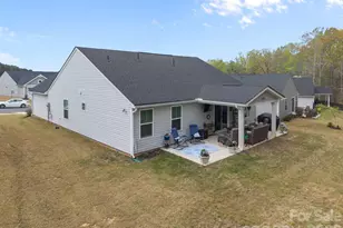 410 Hollis Pl, Lancaster, SC 29720 - Photo 14