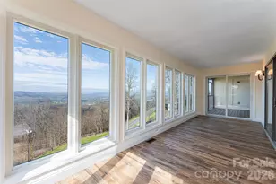 1203 Fleetwood Plaza, Hendersonville, NC 28739 - Photo 4