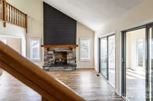 1203 Fleetwood Plaza, Hendersonville, NC 28739 - Photo 26