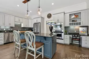 15635 Brem Ln, Charlotte, NC 28277 - Photo 14