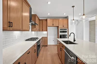 13915 Penbury Lane, Charlotte, NC 28278 - Photo 16