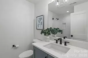 1542 Carolyn Dr, Charlotte, NC 28205 - Photo 32