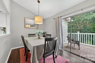 9457 S Vicksburg Park Ct, Charlotte, NC 28210 - Photo 12