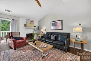 9457 S Vicksburg Park Ct, Charlotte, NC 28210 - Photo 8