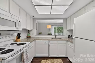 9457 S Vicksburg Park Court, Charlotte, NC 28210 - Photo 18