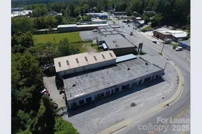 312 Kanuga Road, Hendersonville, NC 28739 - Photo 4