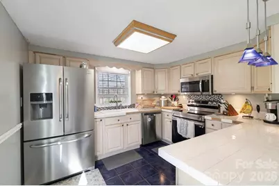 112 Gibbs Street, Hendersonville, NC 28739 - Photo 6