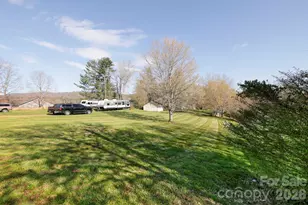 112 Gibbs St, Hendersonville, NC 28739 - Photo 26