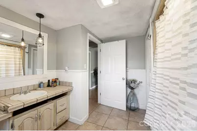 112 Gibbs Street, Hendersonville, NC 28739 - Photo 16