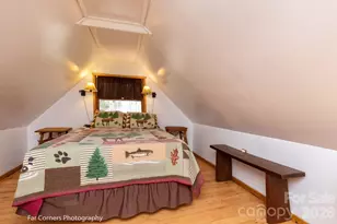 2670 Dicks Creek Rd, Whittier, NC 28789 - Photo 20