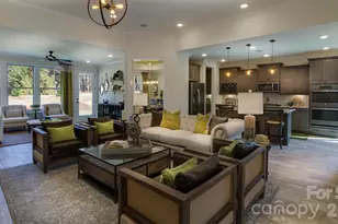 8937 Silver Springs Ct, Charlotte, NC 28215 - Photo 4