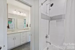 4232 Hiddenbrook Dr, Charlotte, NC 28205 - Photo 34