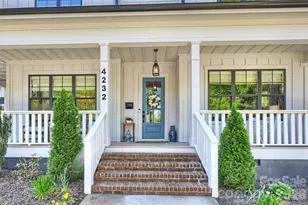 4232 Hiddenbrook Dr, Charlotte, NC 28205 - Photo 2