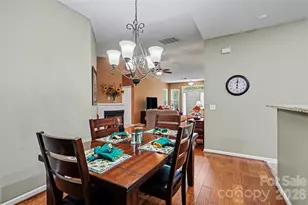 16627 Timber Crossing Rd, Charlotte, NC 28213 - Photo 14