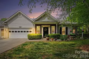 16627 Timber Crossing Rd, Charlotte, NC 28213 - Photo 2