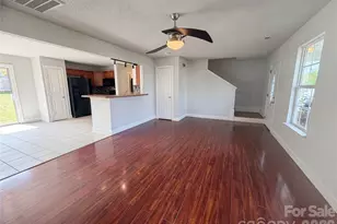 11319 Red Finch Ln, Charlotte, NC 28214 - Photo 2