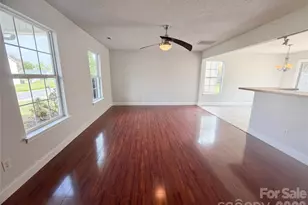 11319 Red Finch Ln, Charlotte, NC 28214 - Photo 4