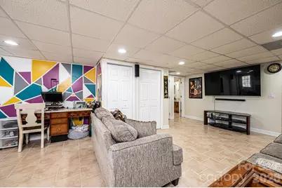 2586 Henry Falls Drive, Hickory, NC 28602 - Photo 46