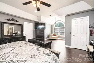 2586 Henry Falls Dr, Hickory, NC 28602 - Photo 30