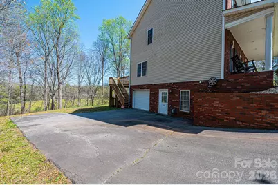 2586 Henry Falls Drive, Hickory, NC 28602 - Photo 6