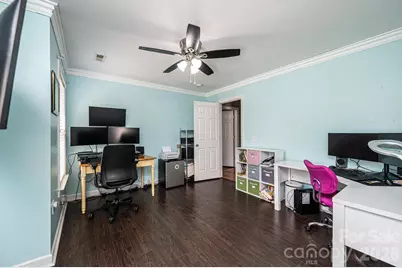 2586 Henry Falls Drive, Hickory, NC 28602 - Photo 40