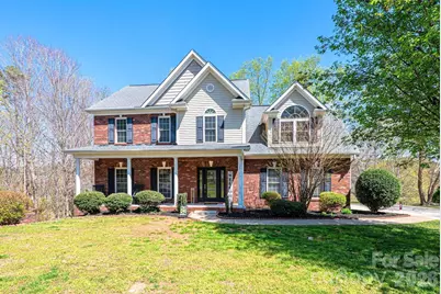2586 Henry Falls Drive, Hickory, NC 28602 - Photo 1