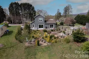 239 Ashworth Ave, Brevard, NC 28712 - Photo 1