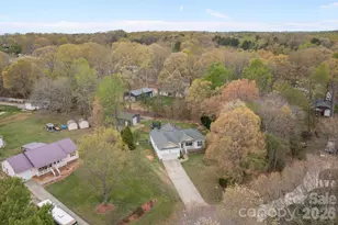 1667 Warwick Ct, Lincolnton, NC 28092 - Photo 48