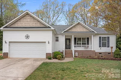 1667 Warwick Court, Lincolnton, NC 28092 - Photo 2