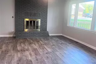 400 Chatham Ave, Gaffney, SC 29340 - Photo 2