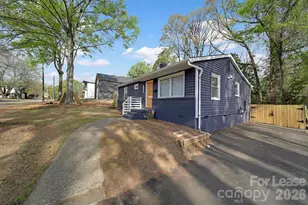 1900 Grier Ave, Charlotte, NC 28216 - Photo 20