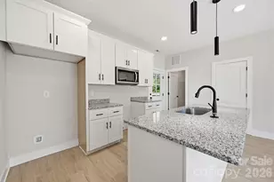 1431 Hilltop St, Albemarle, NC 28001 - Photo 4